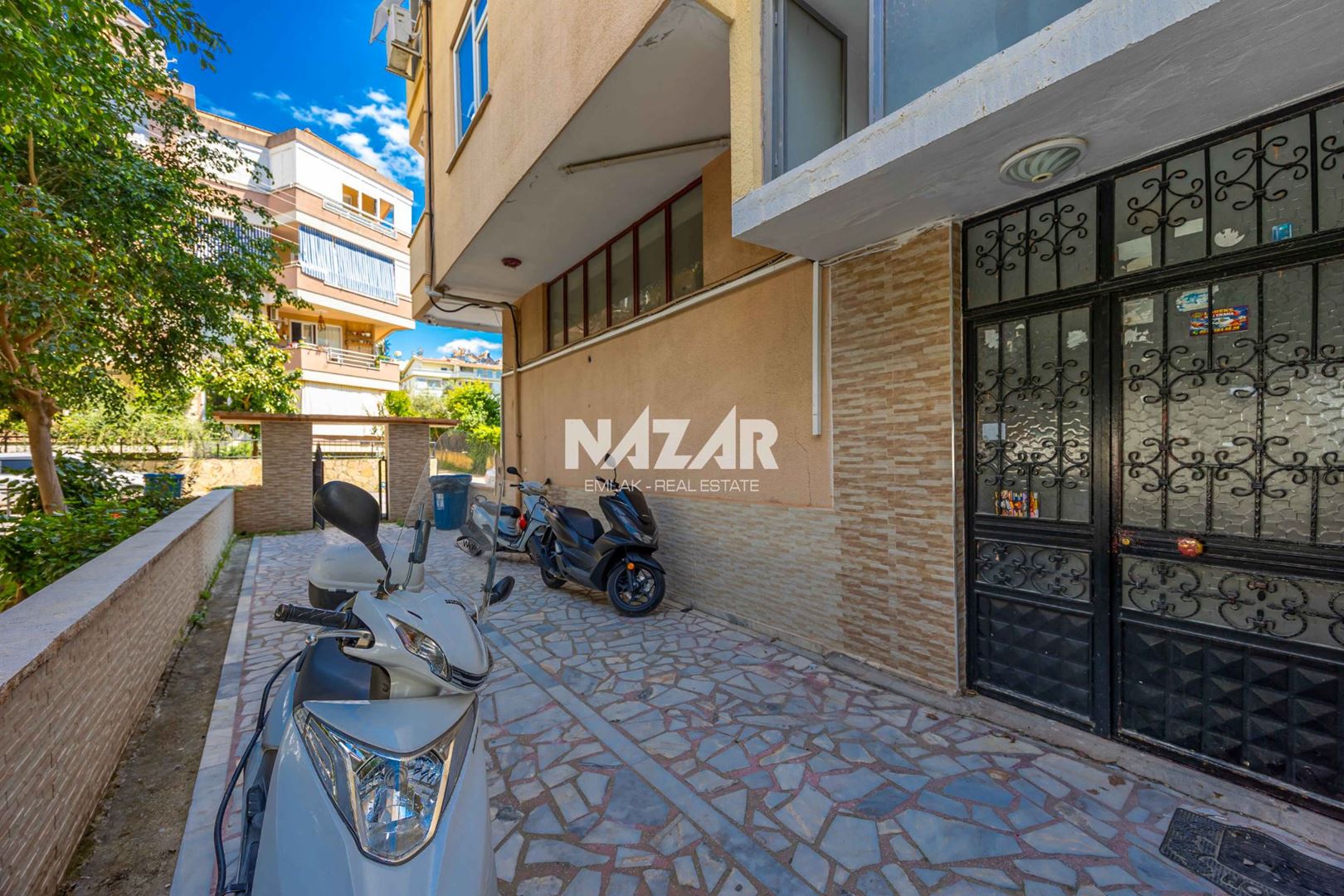 Property-photo