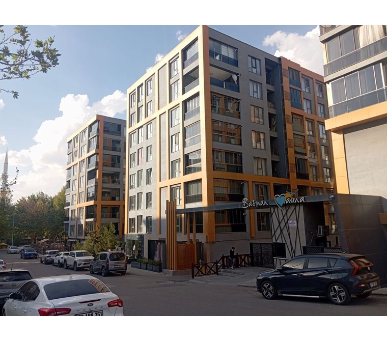 EMLAK 72'DEN MARİNA SİTESİNDE SATILIK 3,5+1 DAİRE