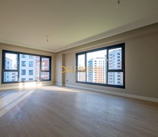 YENİMAHALLE’DE NİTELİKLİ SİTE İÇERİSİNDE SIFIR 4+1 DAİRE