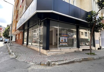 Güneşli Mahallesi Ara Cadde Üstünde Satılık Dükkan Çift Cepheli