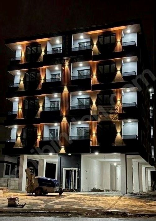 ŞENER GYD' DEN DARICA ATATÜRK CADDESİ ÜZERİNDE SATILIK LÜKS 2+1