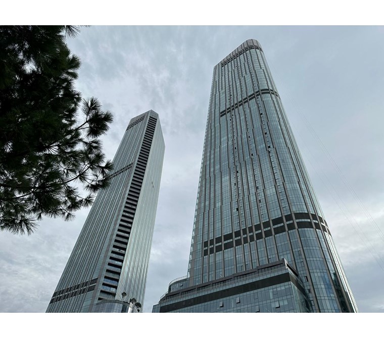 Skyland'da Özel Dekorasyonlu, Eşyalı 2+1 Satılık Daire