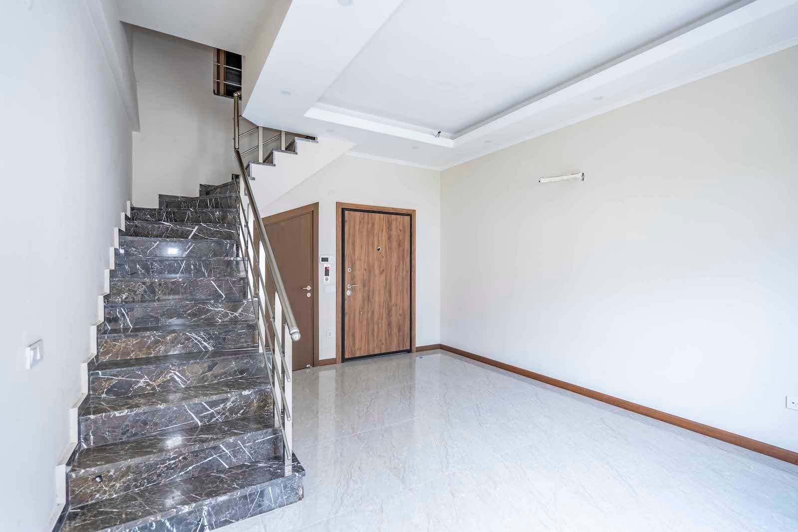 3+1 Office for Rent in Güllerpınarı, Alanya – 150 m²