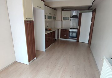 Bolu TABAKLAR Mah. Çok Geniş Mutfak Ayrı 1+1 Kiralık Daire