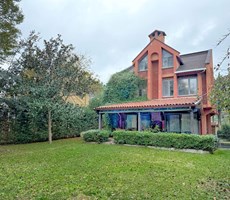 Demirciköy'de ormana komşu 5+2 kiralık eşyalı müstakil villa