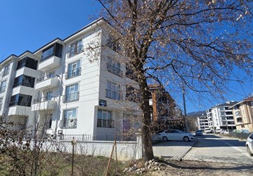 ALPAGUTBEY MAHALLESİN'DE SATILIK 3+1 FIRSAT DAİRE ALTIN EMLAK'TAN