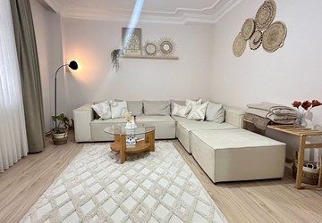 Bağcılar Güneşli Mahallesi Satılık 2+1 Daire Full Tadilatlı