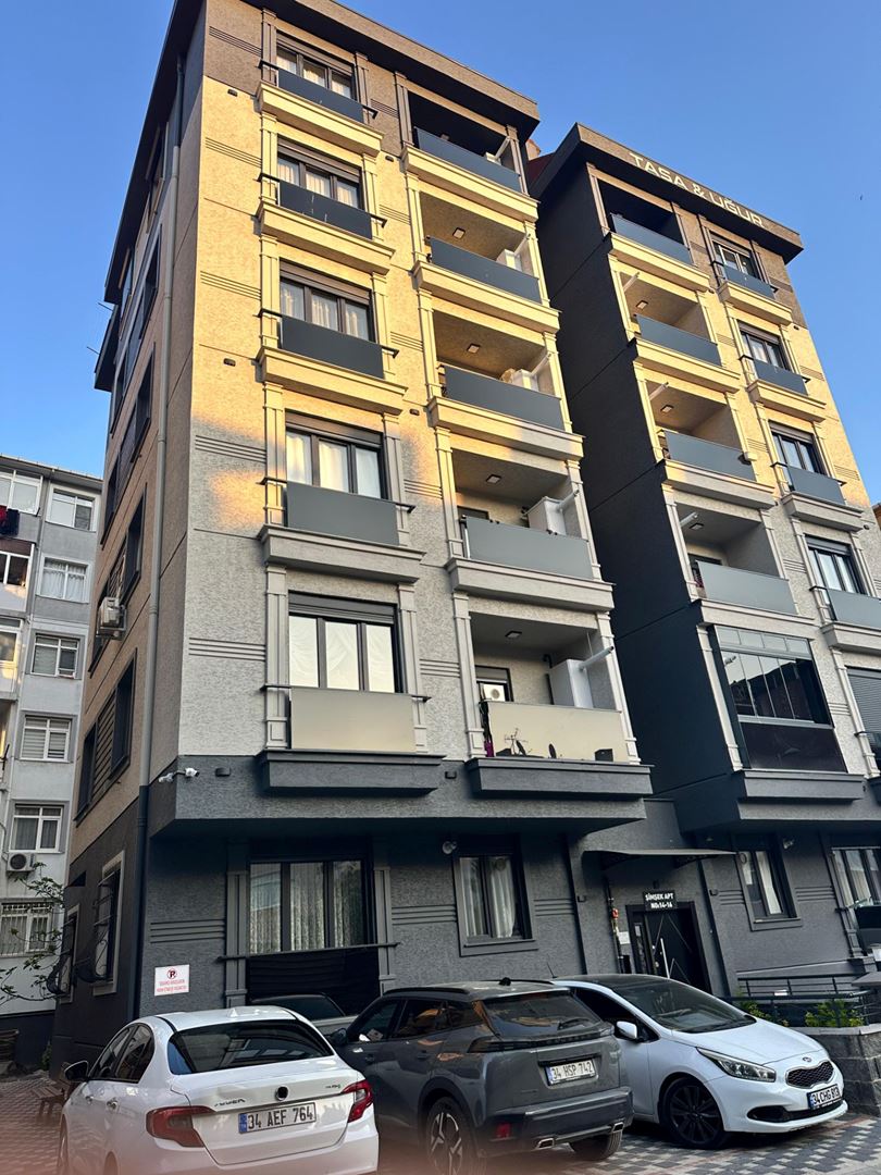 ŞENER GYD'DEN CEVİZLİ SARAYLAR CAD. 4+1 DUBLEKS 130m² Satılık !!