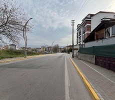 DERİNCE SIRRIPAŞA MAH. CADDE ÜZERİ KÖŞE PARSEL SATILIK ARSA