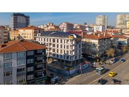 Maltepe Feyzullah Mah. Minibüs Cad. Üzeri 400 m2 Satılık Dükkan!