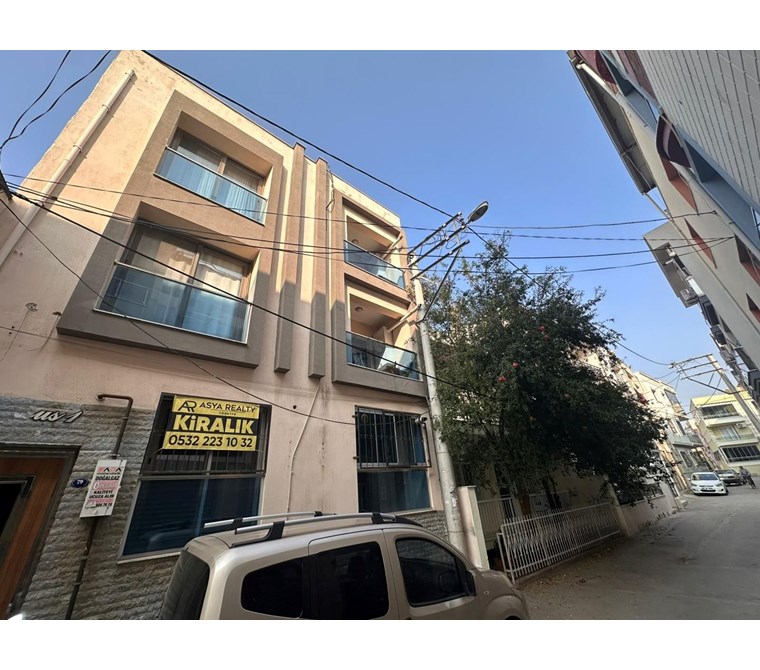 Karşıyaka Yeni Girne Kiralık 2+1 Daire