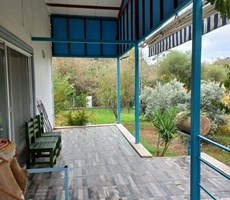 Köyceğiz zeytinalanında satılık 3099 m2 bahçeli ev