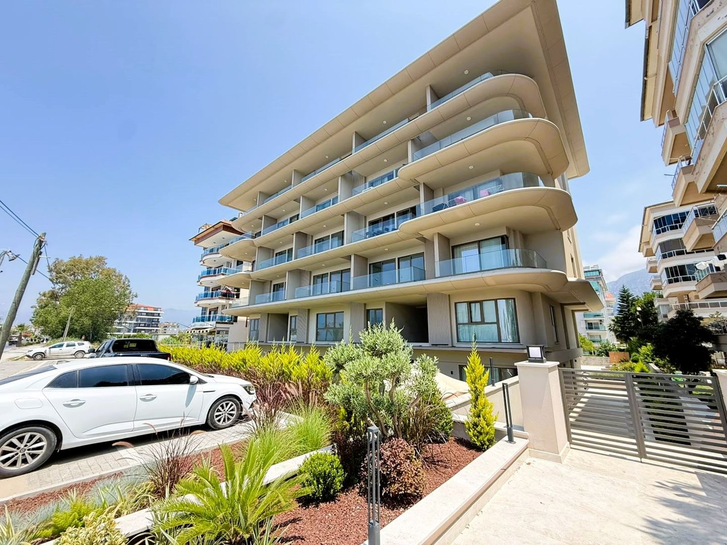 ALANYA KESTELDE DENİZE SIFIR DENİZ MANZARALI 1+1 SATILIK DUBLEKS