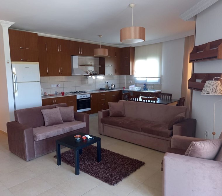 YILLIK KIRALIK - KARAOGLANOGLU'NDA 2+1 DAIRE