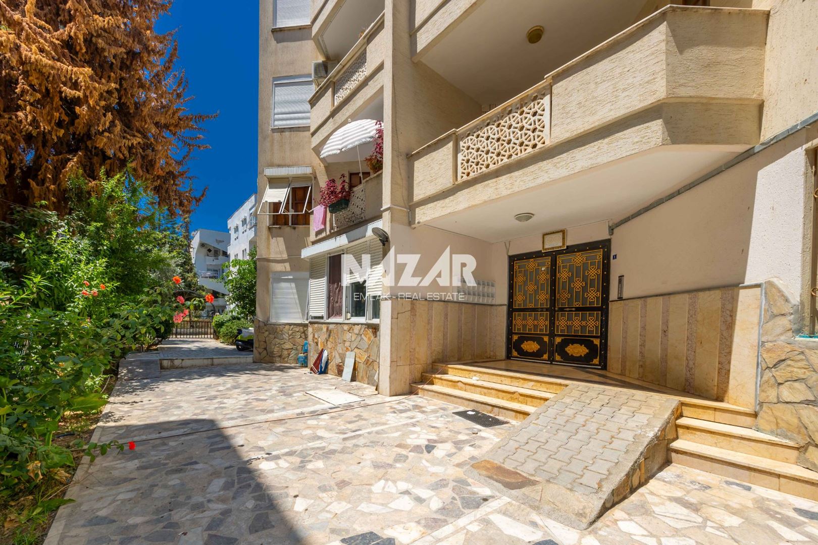 Property-photo