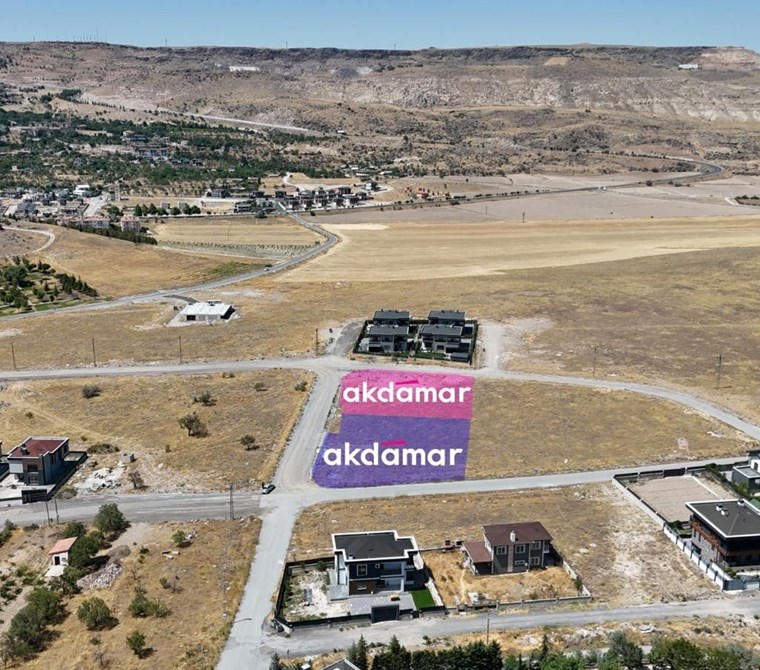 AKDAMAR - Erkilet General Emir 3 Tarafı Yol İmarlı Arsa'da HİSSE
