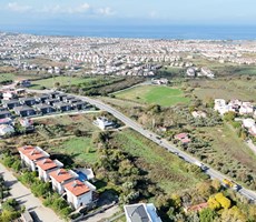 REALTY WORLD EFES'TEN 14 VILLALIK GUZELCAMLIDA KUPON KÖŞE ARSA