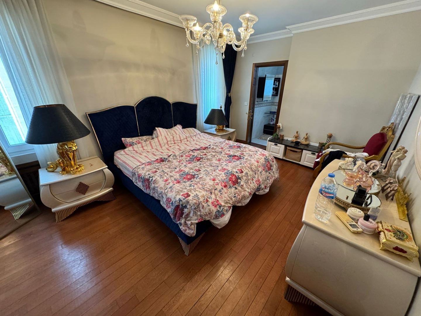 Property-photo