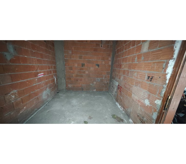 KÖRFEZ FATİH MAHALLESİ – ANA YOLA YAKIN 100 M² KULLANIŞLI DEPO