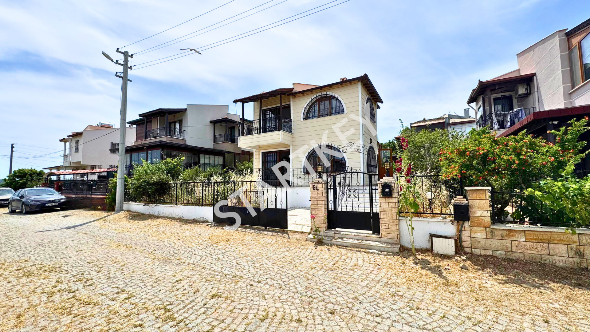 Property-photo