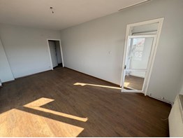 MODA KADIKÖY LİSESİ KARŞISI SATILIK 2+1