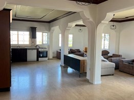 LEFKOŞA ORTAKÖYDE KİRALIK 2.KAT FULLEŞYALI 180 m² BÜYÜK GENİŞ BALKONLU 3+1 DAİRE £650'DAN