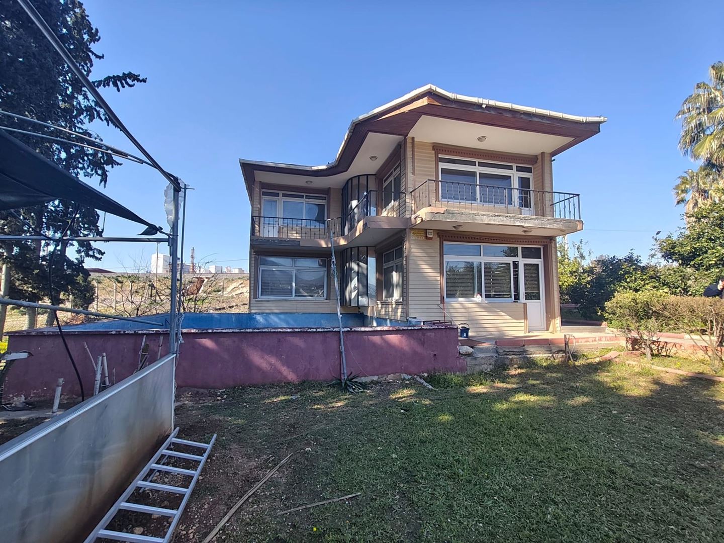 Property-photo