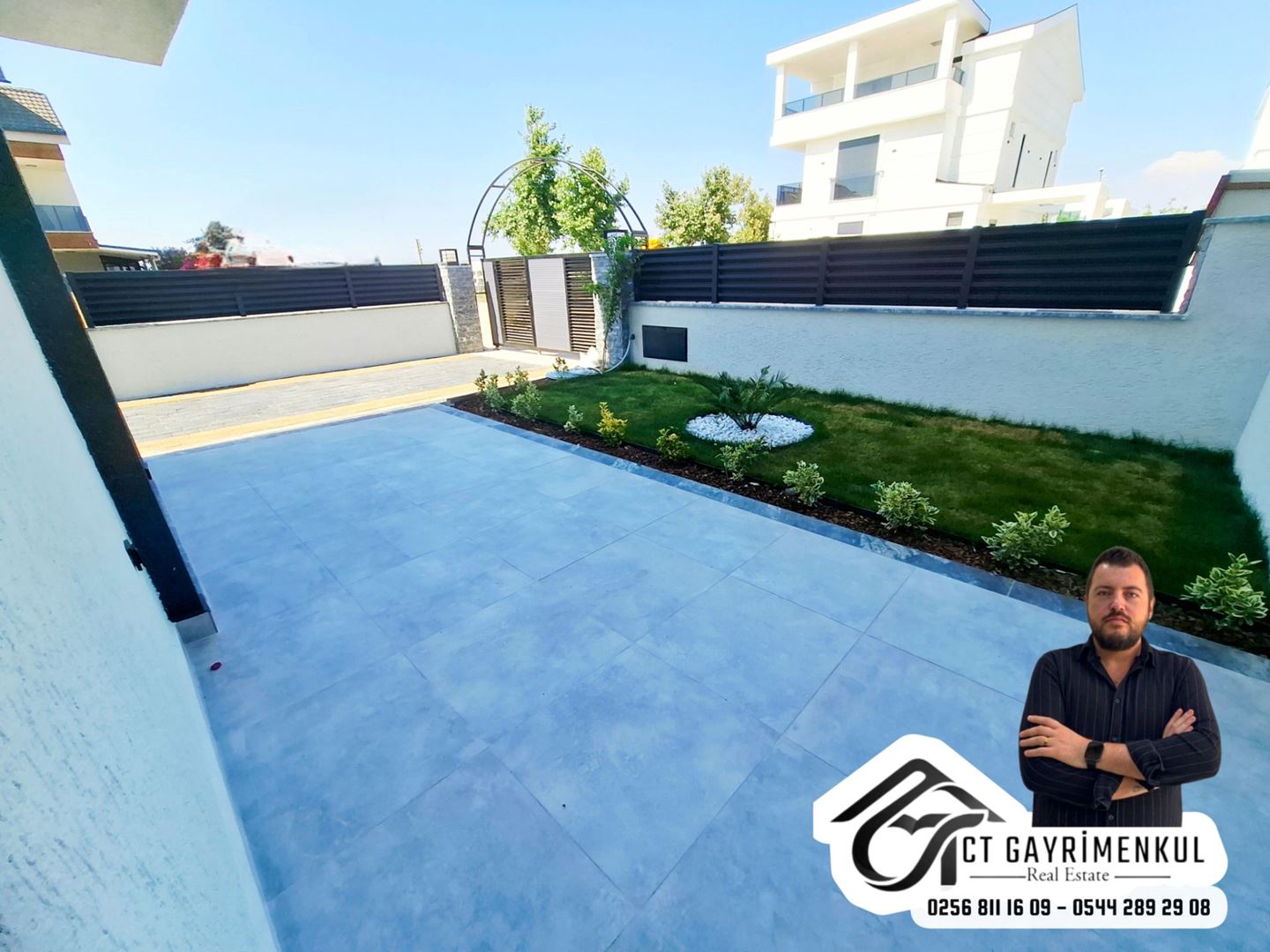 Property-photo