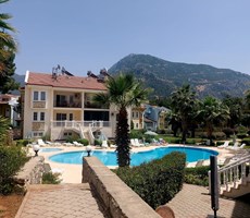Fethiye, Ölüdeniz, Hisarönü'de Satılık 4+1 Zemin Kat Daire