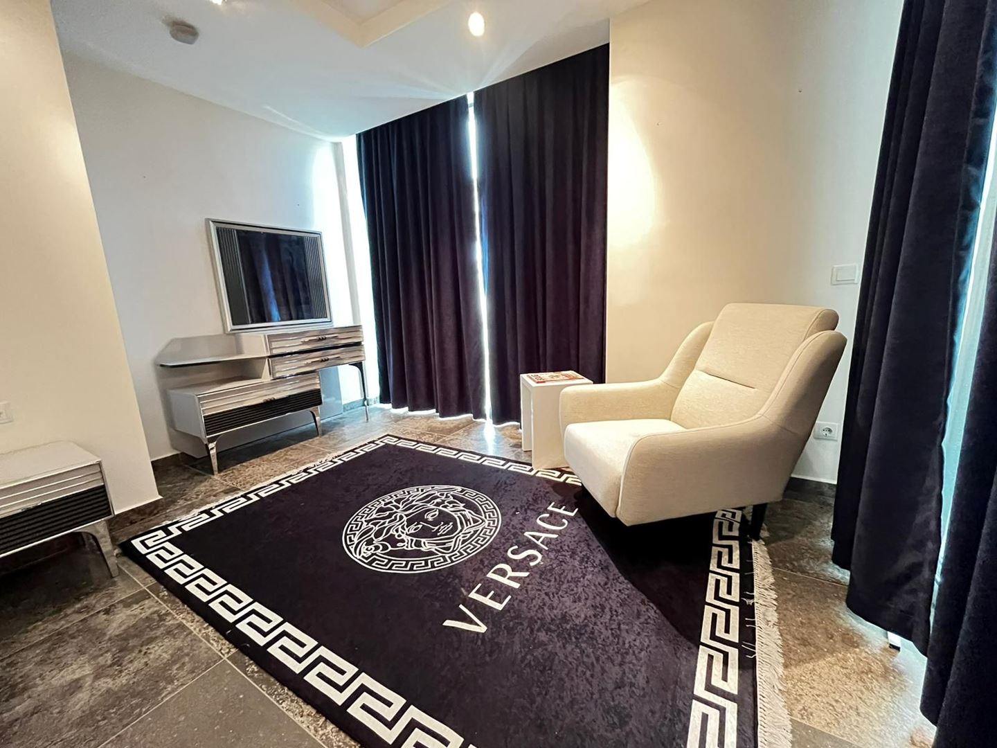 ULTRA-LUXURY FURNISHED 3+1 APARTMENT IN ALANYA CIKCILLI · 5 · Photos