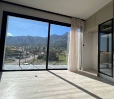 LAPTA'DA DENİZ MANZARALI 1+1 DAİRE