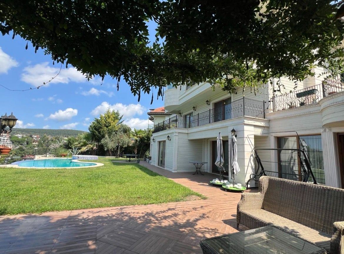 Property-photo