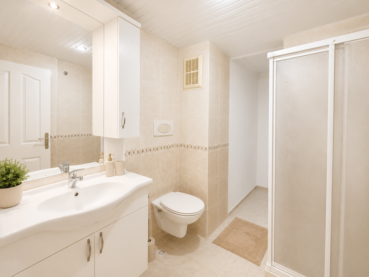 ALANYA MAHMUTLAR’DA DENİZE SIFIR FULL EŞYALI 2+1 DAİRE
