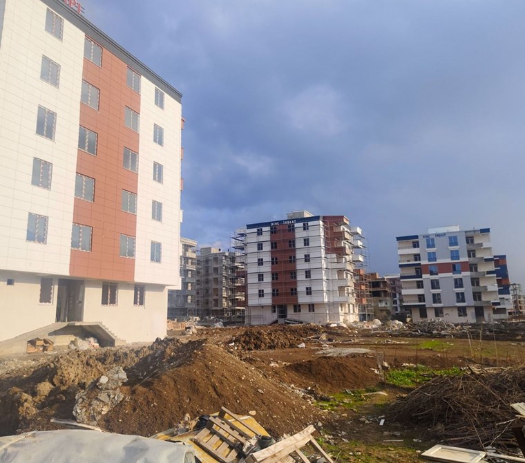 EMLAK 72 DEN KÖRÜK TÜRK TELEKOM LİSESİ ARKASINDA 2+1 SATILIK DAİRE