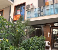 Vatan Mahallesi'nde Pazaryerine Yakın Asansörlü K. Otoparklı Kiralık Daire