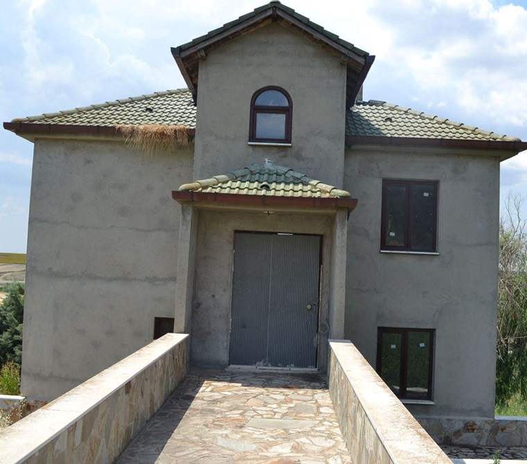 Babaeski Pancar köyde Satılık arsa İçinde villa