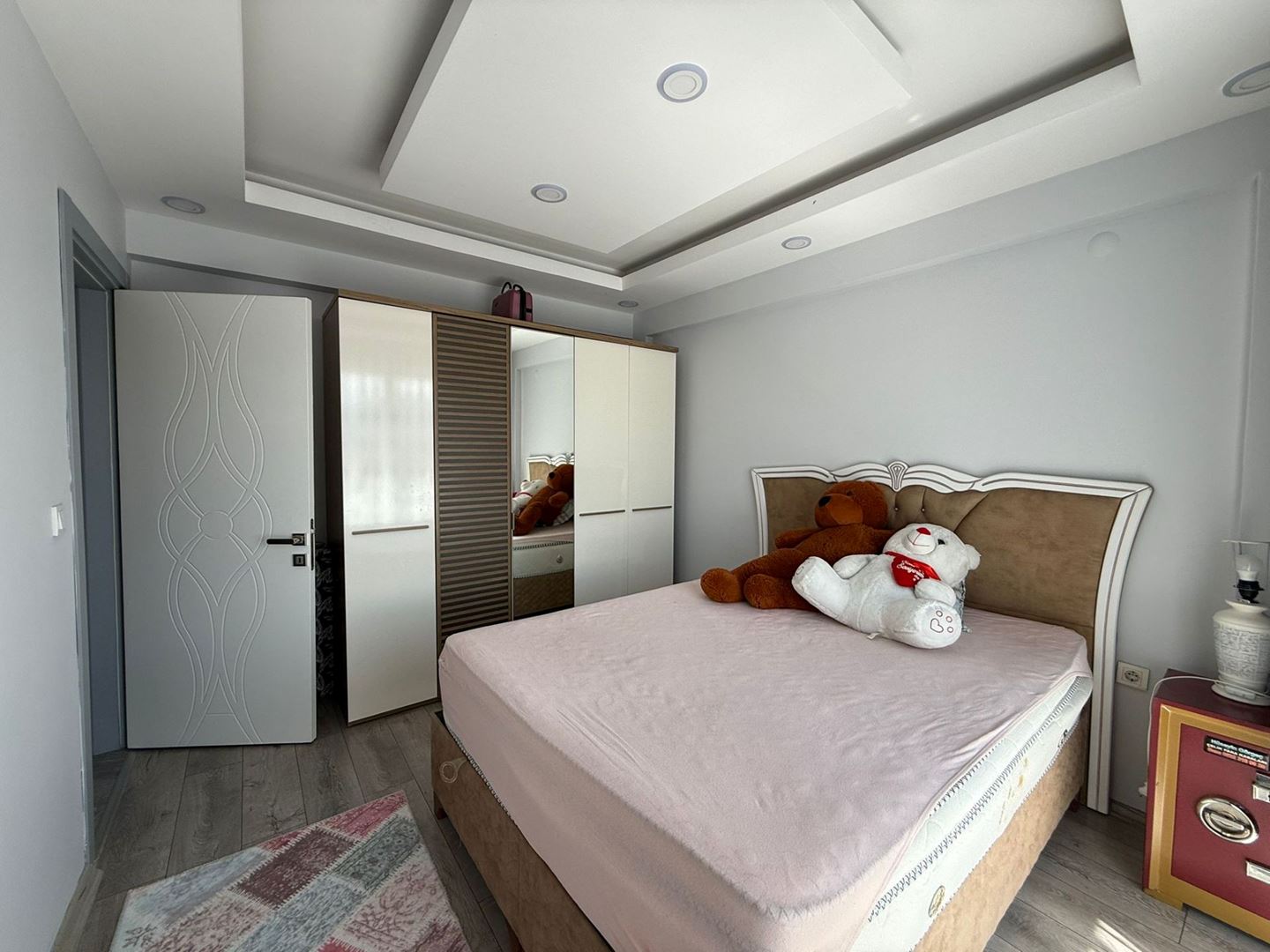 Property-photo