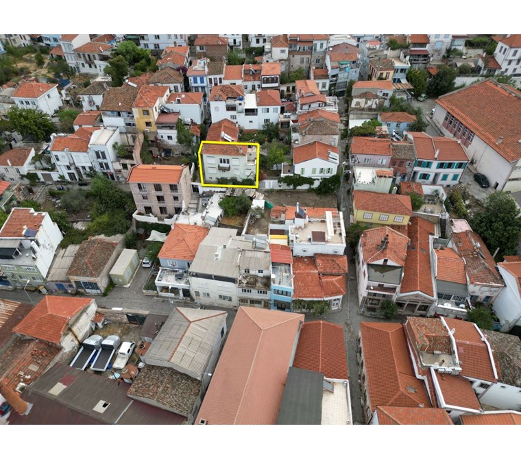 ALTIN EMLAKTAN AYVALIK SAKARYA MAH.SATILIK MÜSTAKİL EV