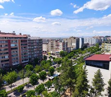 EMLAK 72 'DEN Öğretmenevi Yanı 4+1 KİRALIK Daire (200m²)