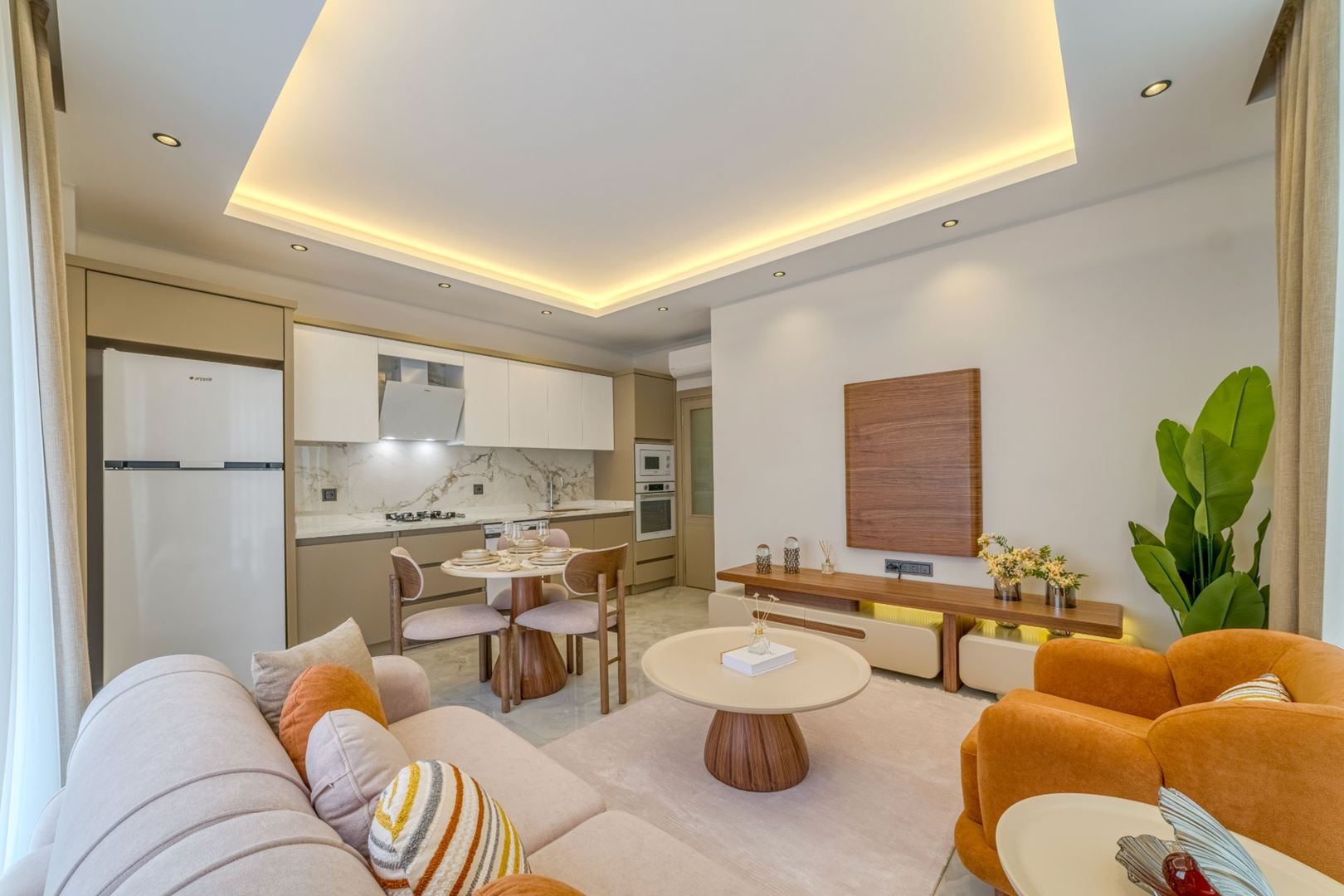 ALANYA GÜLLERPINARI’NDA MERKEZİ KONUMDA ULTRA LÜKS EŞYALI 2+1 SATILIK DAİRE · 4 · Fotoğraflar