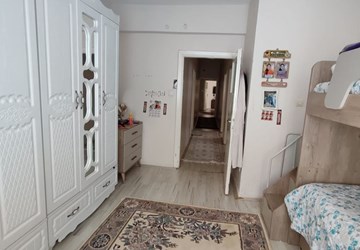 TAŞPAZAR MAHALLESİN DE 3+1 SATILIK DAİRE