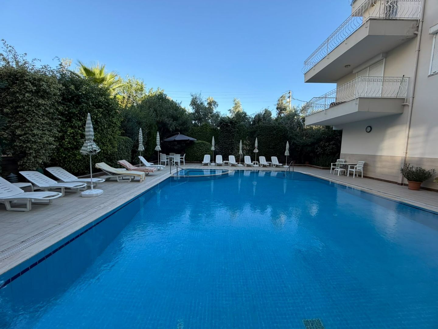 ALANYA KIZLARPINARI’NDA FULL EŞYALI 1+1 SATILIK DAİRE!