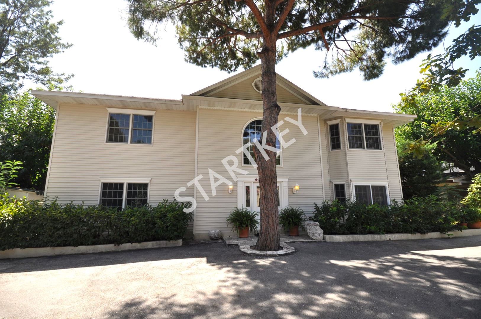 Property-photo