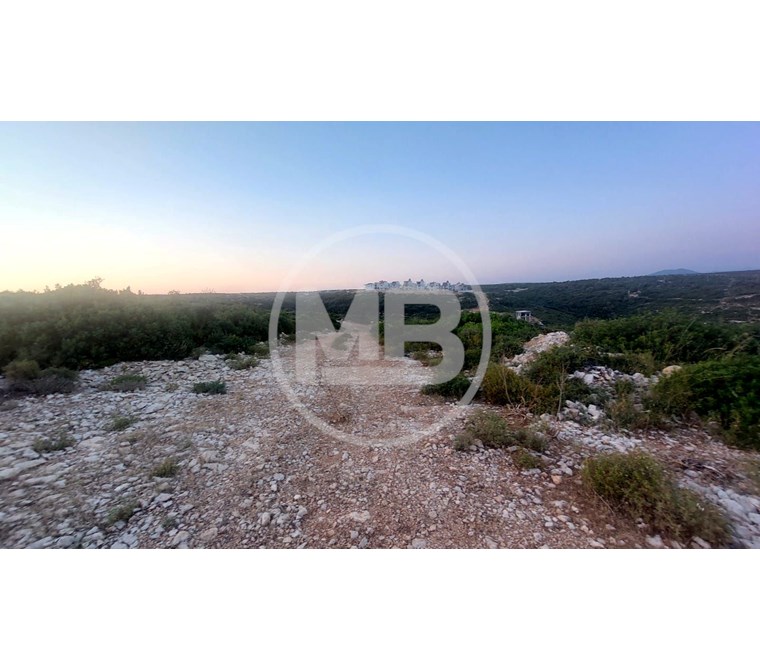 DİDİM AKYENİKÖY MAHALLESİ BOZSEKİ DE YERİ DÜZ 300 M2 İMARLI ARSA