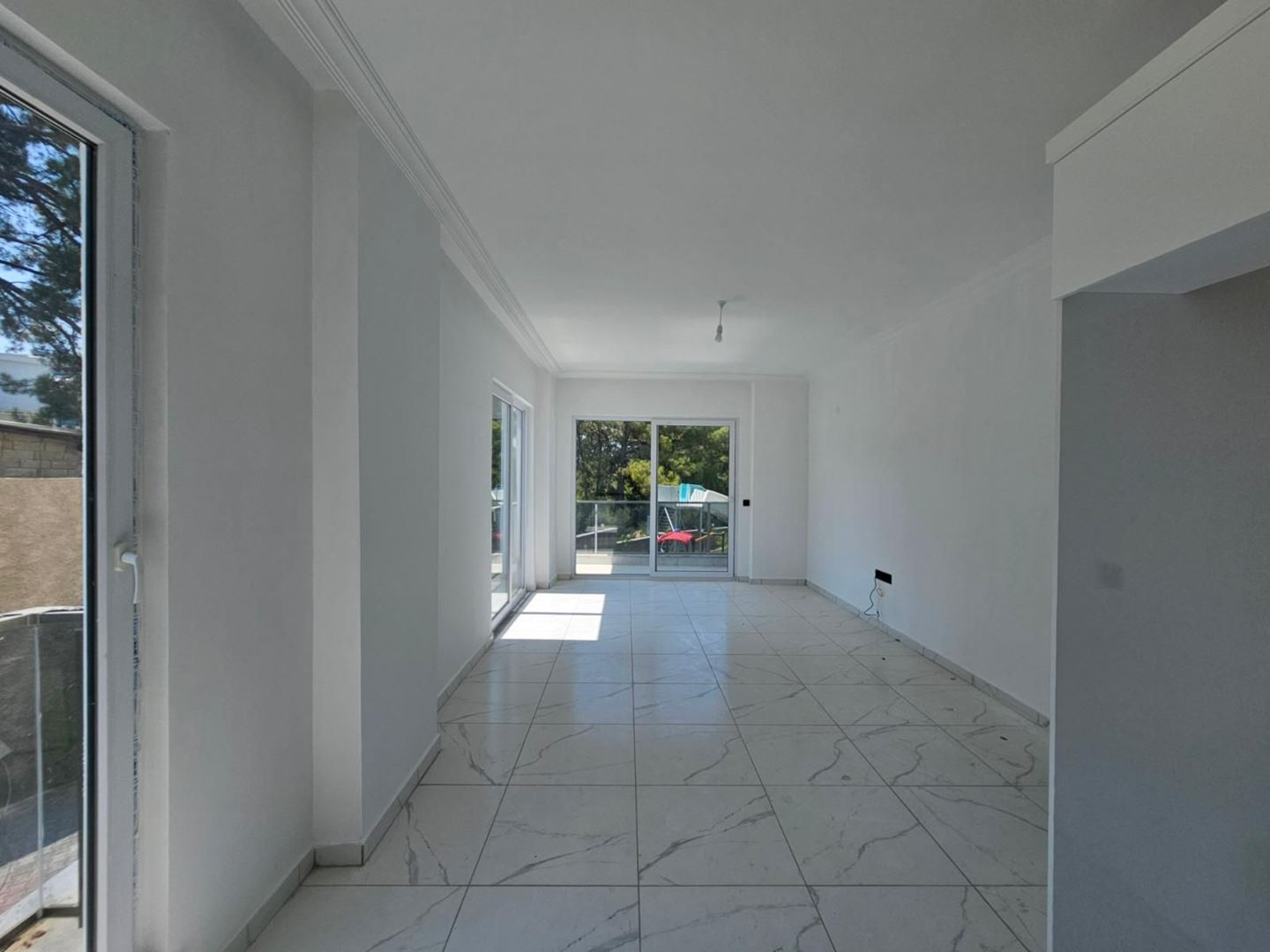 ALANYA AVSALLARDA HAVUZ MANZARALI LÜKS KOMPLEKSTE 1+1 SATILIK DAİRE · 17 · Fotoğraflar