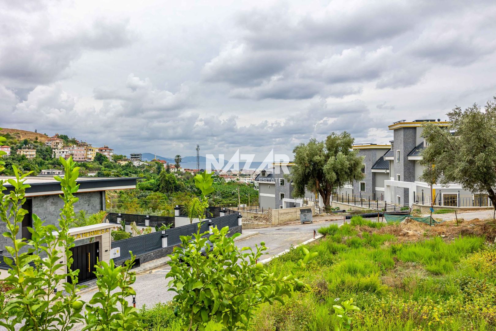 Alanya Sugözü’nde Satılık 3+1 Eşyalı İkiz Villa – 190 m2 · 23