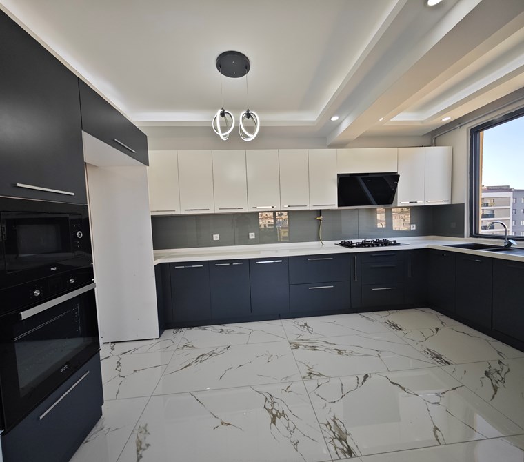 GÜLTEPE'DE SİTE İÇERİSİNDE SATILIK 2,5+1 DAİRE