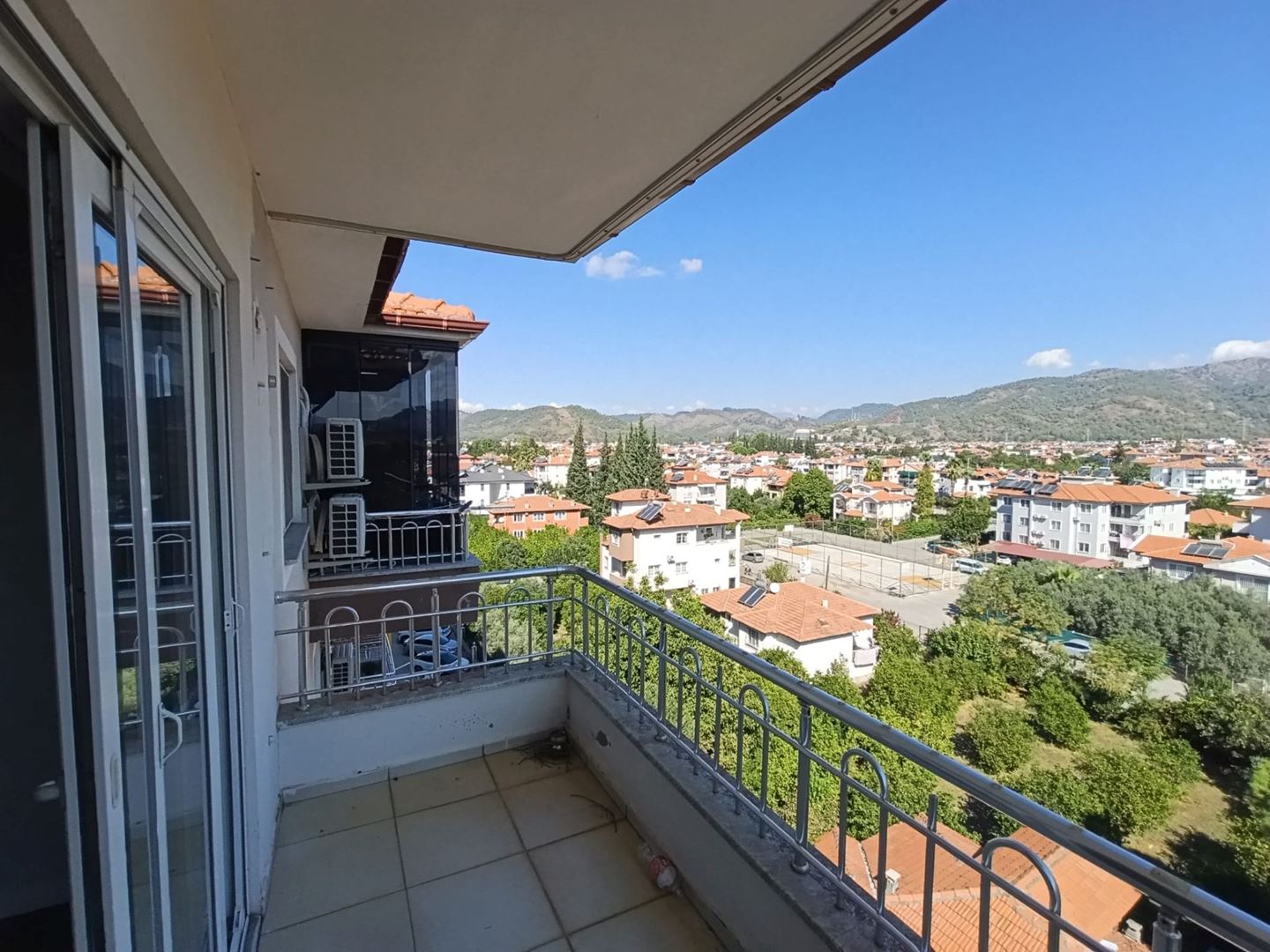 Property-photo