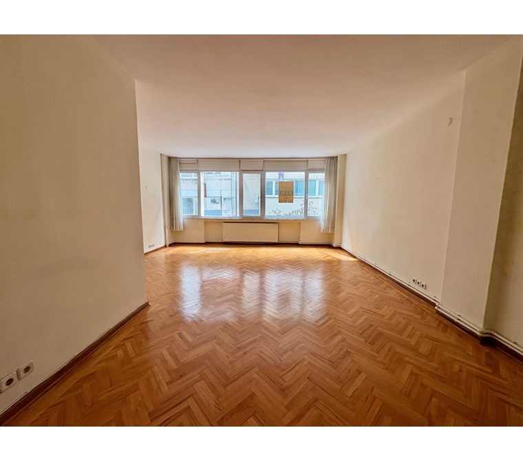 NİŞANTAŞININ KALBİNDE METRO YAKINI FERAH 2+1 KİRALIK BOŞ DAİRE