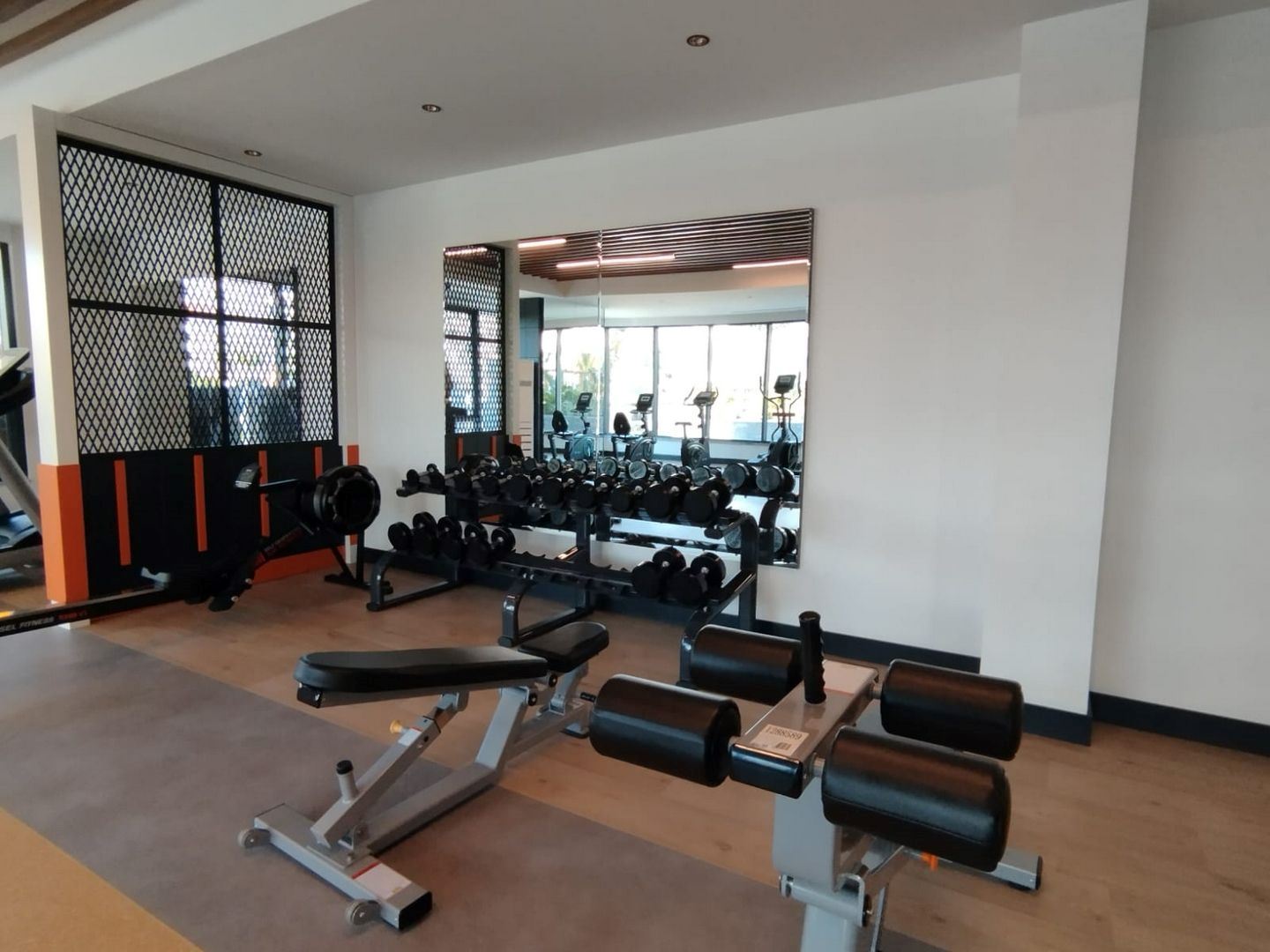 ALANYA MAHMUTLARDA YERDEN ISITMALI DOĞA MANZARALI 1+1 SATILIK DAİRE